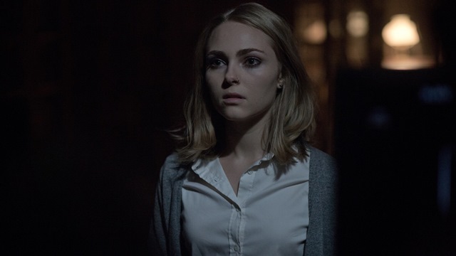 Vartai į anapus - recenzija